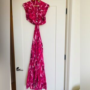 Gorgeous summer dress.